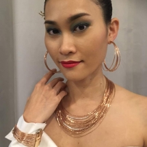 Pesavento-jewels-in-Malaysia-togheter-with-Melinda-Looi-collections