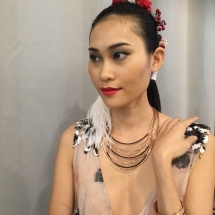 Pesavento-jewels-in-Malaysia-togheter-with-Melinda-Looi-collections